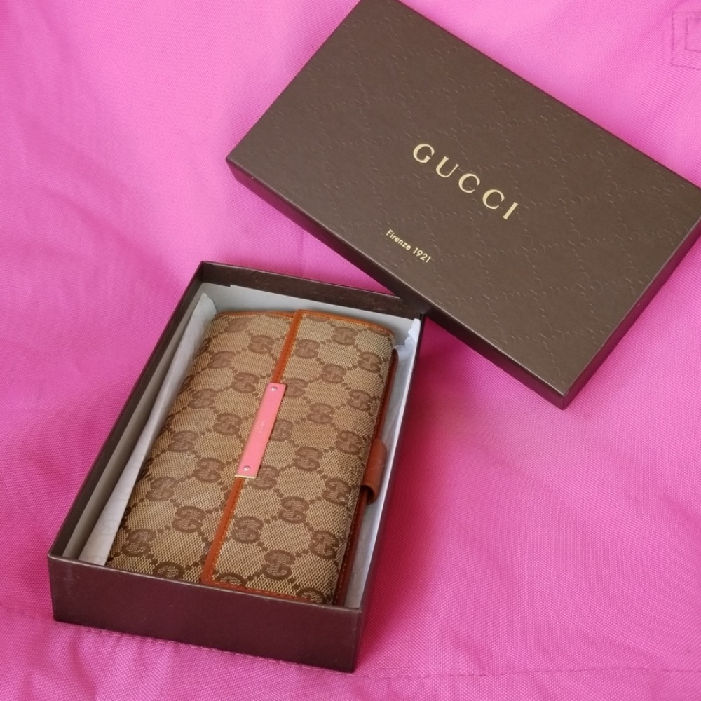 ❤PRICE FIRM Authentic gucci wallet with box